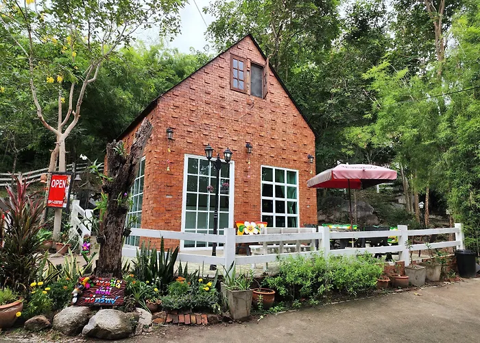 Villa: Hua Hin Home Hill